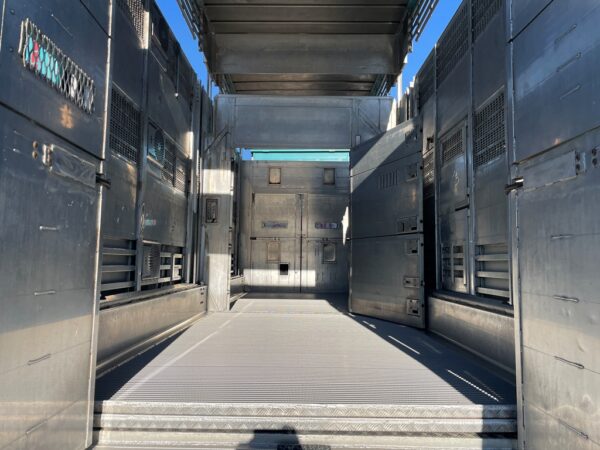 SCANIA S540 + PEZZAIOLI - 3 étages 2 compartiments - 2022 – Bild 10