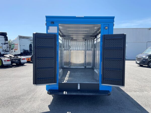 RENAULT MASTER DCI 135CH - 2023 - Caisse bétaillère Alu Neuve – Image 5