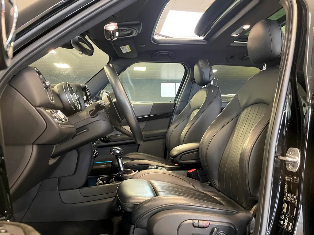 MINI COUNTRYMAN COOPER SD 190CH JOHN COOPER WORKS ALL4 BVA - 2018 – Image 9