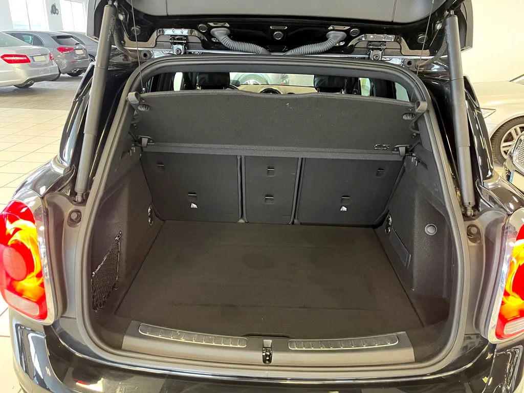 MINI COUNTRYMAN COOPER SD 190CH JOHN COOPER WORKS ALL4 BVA - 2018 – Image 13
