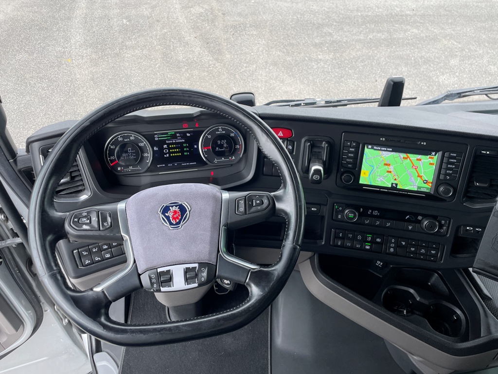 SCANIA S590 - bétaillère 3 étages indépendants PEZZAIOLI - 2022 - Image 16