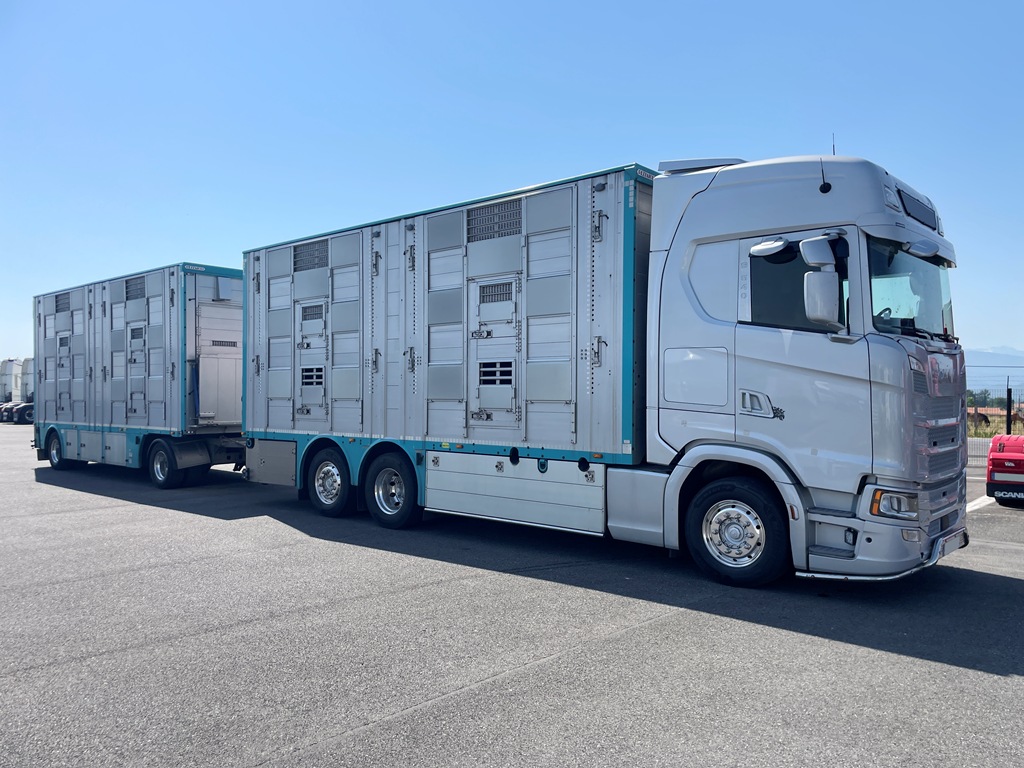 SCANIA S540 + PEZZAIOLI - 3 étages - 2 compartiments - 2022 – Image 2