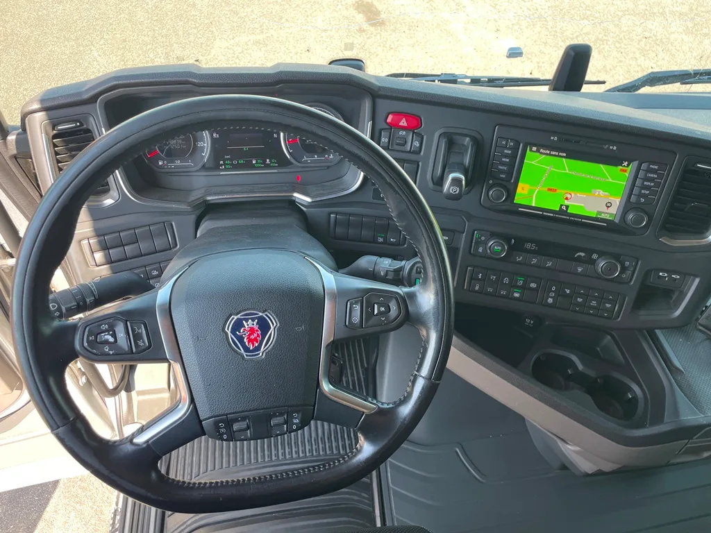SCANIA S540 + PEZZAIOLI - 3 étages - 2 compartiments - 2022 – Image 21