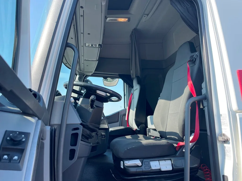 RENAULT - T480 - 2018 – Image 8