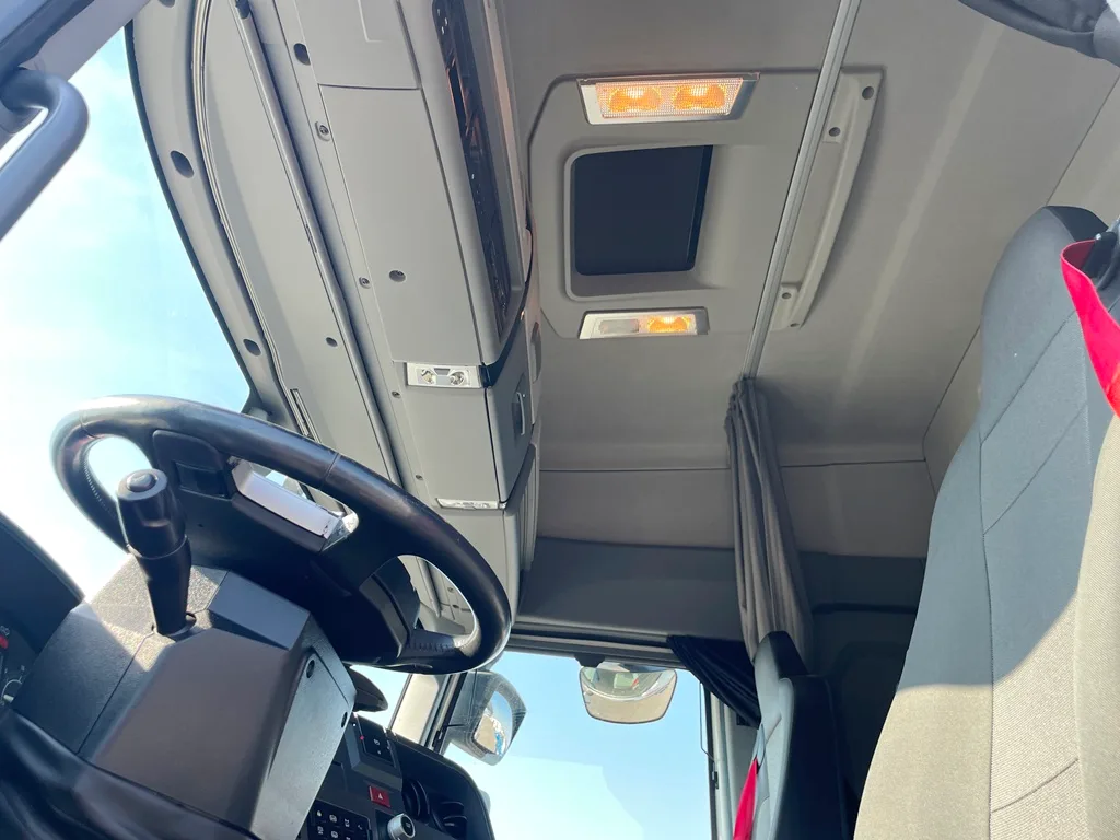 RENAULT - T480 - 2018 – Image 10