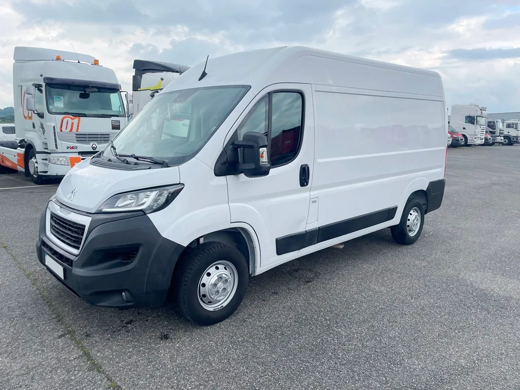 PEUGEOT BOXER FG 330 L2H2 2.2 BLUEHDI S&S 140CH ASPHALT - 2022 – Image 2