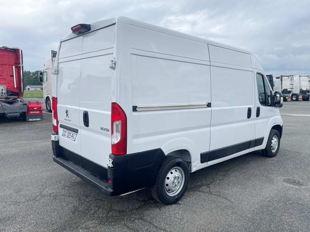 PEUGEOT BOXER FG 330 L2H2 2.2 BLUEHDI S&S 140CH ASPHALT - 2022 – Image 6