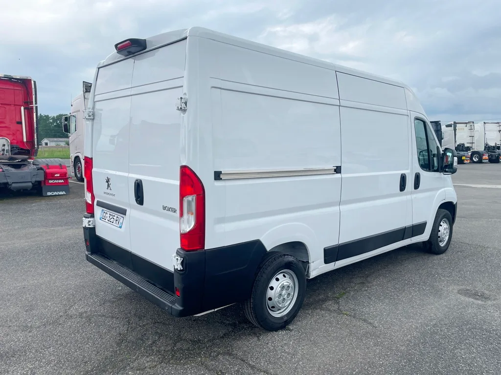 PEUGEOT BOXER FG 330 L2H2 2.2 BLUEHDI S&S 140CH ASPHALT - 2022 – Image 6