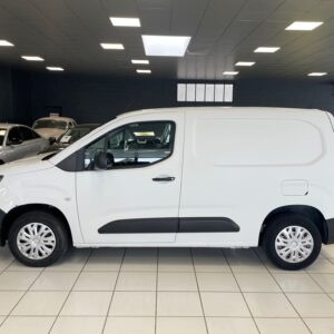 PEUGEOT PARTNER STANDARD 650 KG BLUEHDI 100CH S&S BVM5 PREMIUM - 2021
