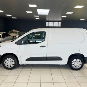 PEUGEOT PARTNER STANDARD 650 KG BLUEHDI 100CH S&S BVM5 PREMIUM - 2021