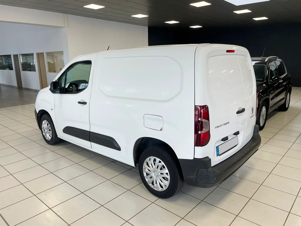 PEUGEOT PARTNER STANDARD 650 KG BLUEHDI 100CH S&S BVM5 PREMIUM – 2020 – Image 9