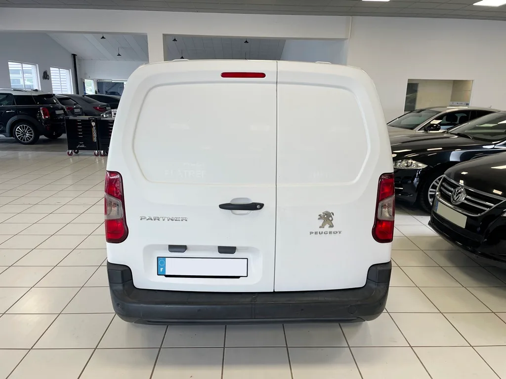 PEUGEOT PARTNER STANDARD 650 KG BLUEHDI 100CH S&S BVM5 PREMIUM – 2020 – Image 8