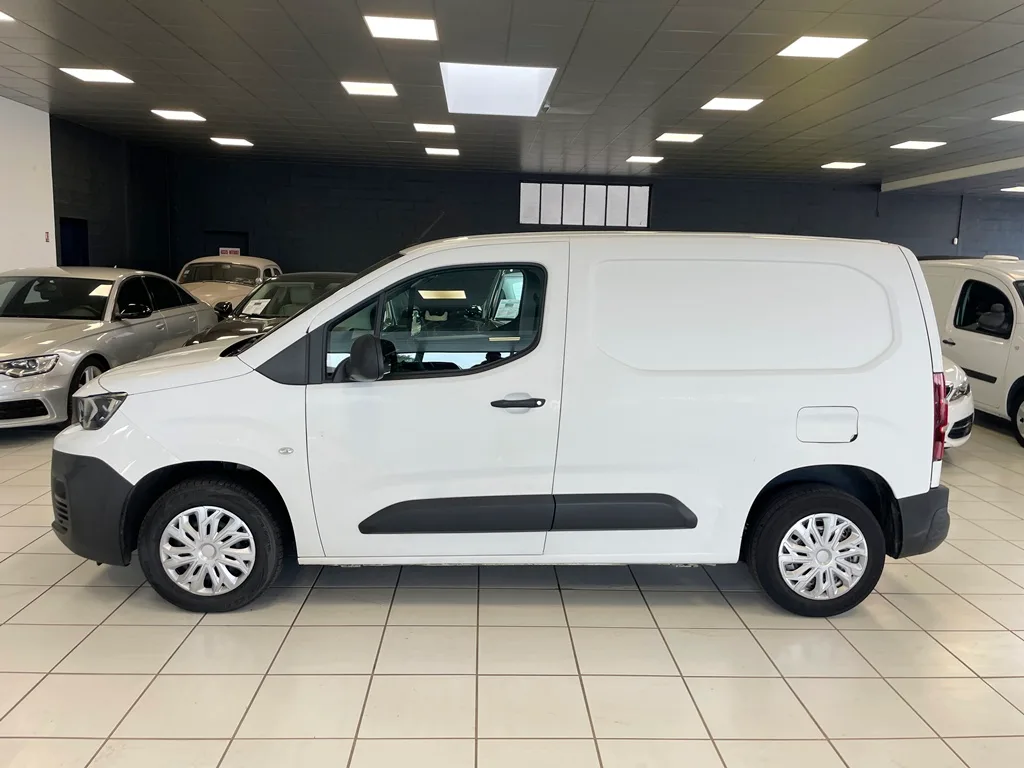 PEUGEOT PARTNER STANDARD 650 KG BLUEHDI 100CH S&S BVM5 PREMIUM – 2020