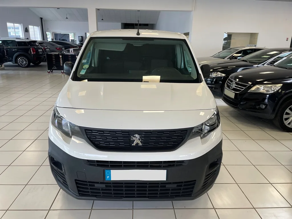 PEUGEOT PARTNER STANDARD 650 KG BLUEHDI 100CH S&S BVM5 PREMIUM – 2020 – Image 3