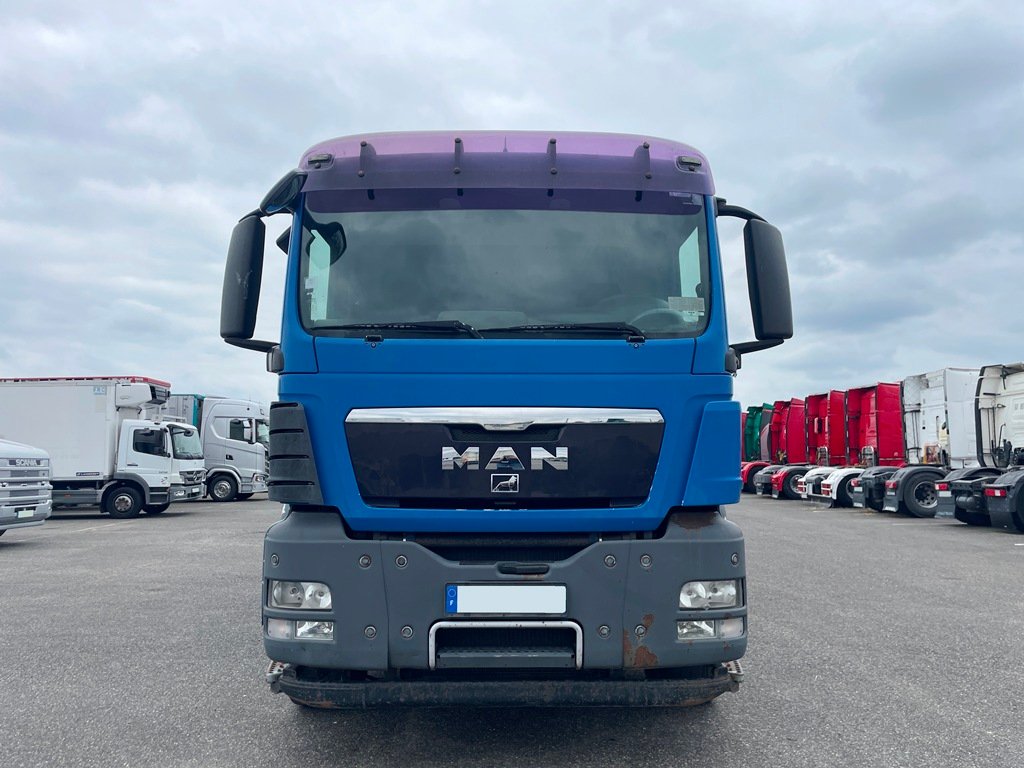 MAN TGS 26.360 - Bétaillère HARMAND - 2009 – Image 2