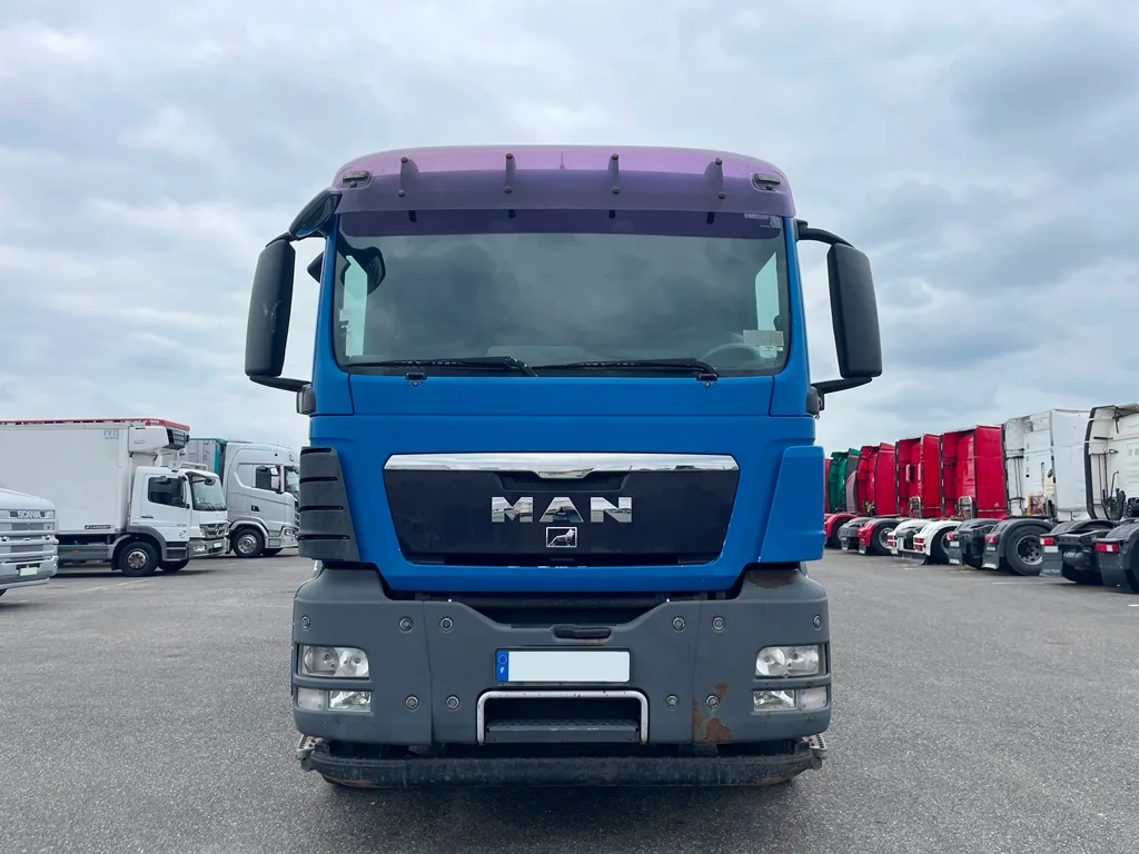 MAN TGS 26.360 - Bétaillère HARMAND - 2009 – Image 2
