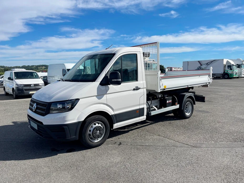 VOLKSWAGEN CRAFTER 2.0 TDI 177CH - POLYBENNE - 2024 – Image 2