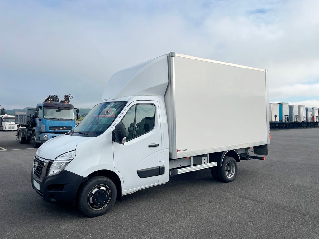 NISSAN INTERSTAR L3 2.3 DCI 165CH ACENTA + HAYON - 2024 - Imagen 2