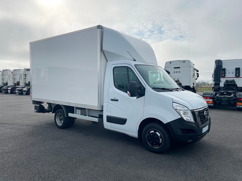 NISSAN INTERSTAR L3 2.3 DCI 165CH ACENTA + HAYON - 2024 - Imagen 4