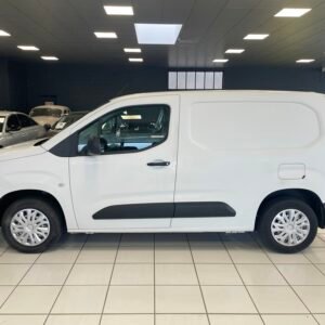 PEUGEOT PARTNER STANDARD 650 KG BLUEHDI 100CH S&S BVM5 PREMIUM - 2021