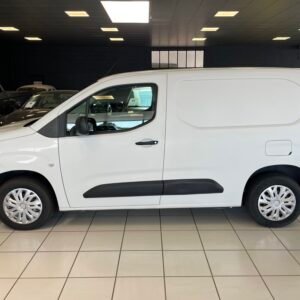 PEUGEOT PARTNER STANDARD 650 KG BLUEHDI 100CH S&S BVM5 PREMIUM - 2020