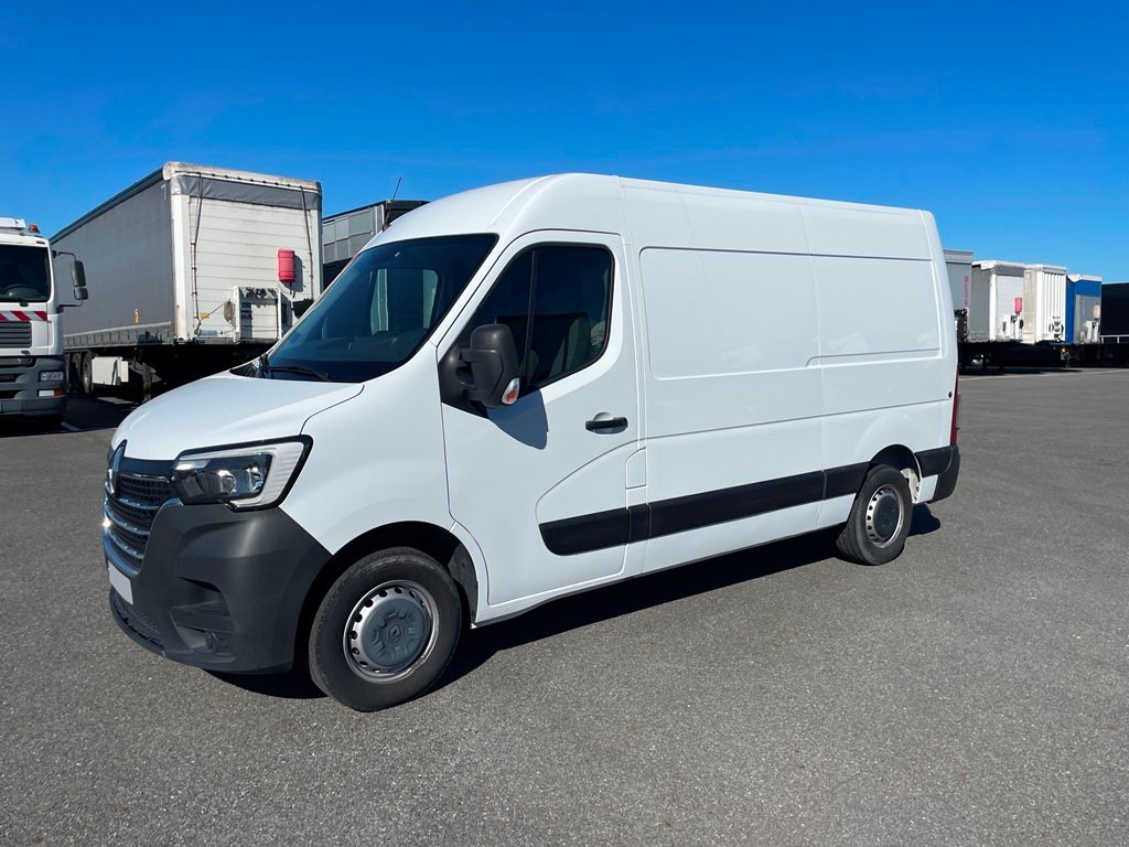 RENAULT MASTER FG F3300 L2H2 2.3 BLUE DCI 150CH CONFORT EURO6 - 2022 – Image 2