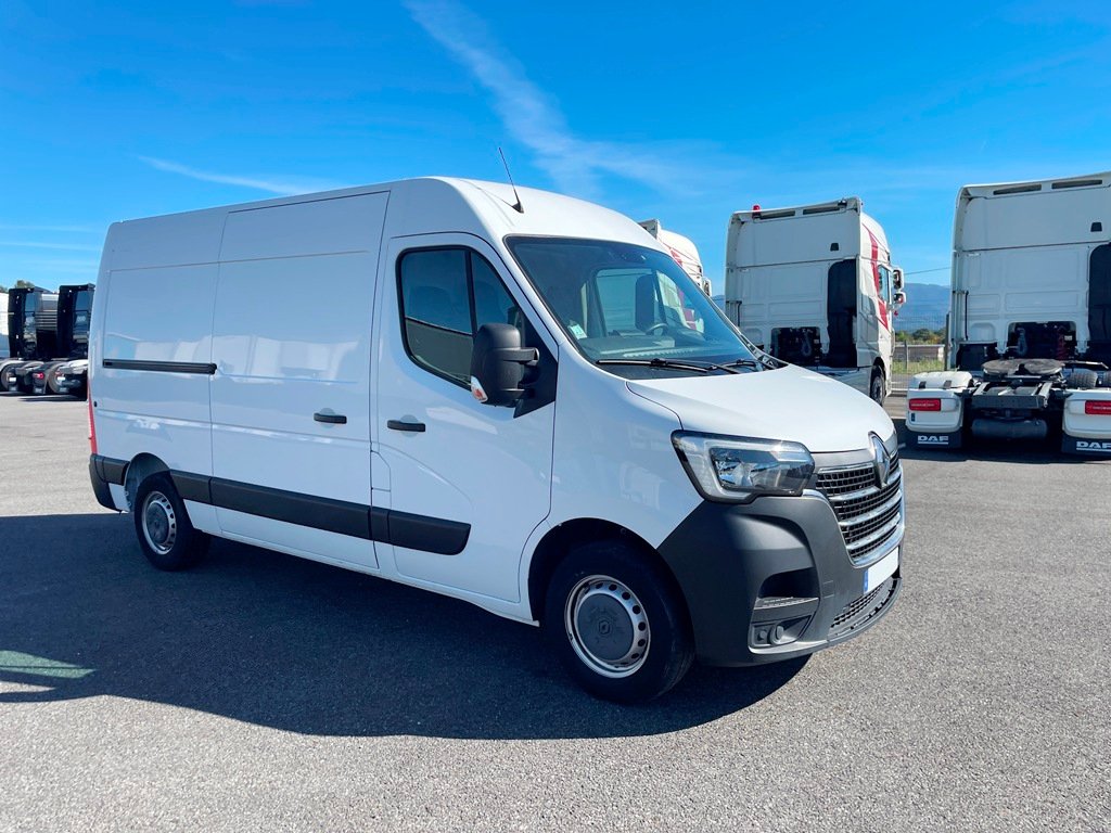 RENAULT MASTER FG F3300 L2H2 2.3 BLUE DCI 150CH CONFORT EURO6 - 2022 – Image 4