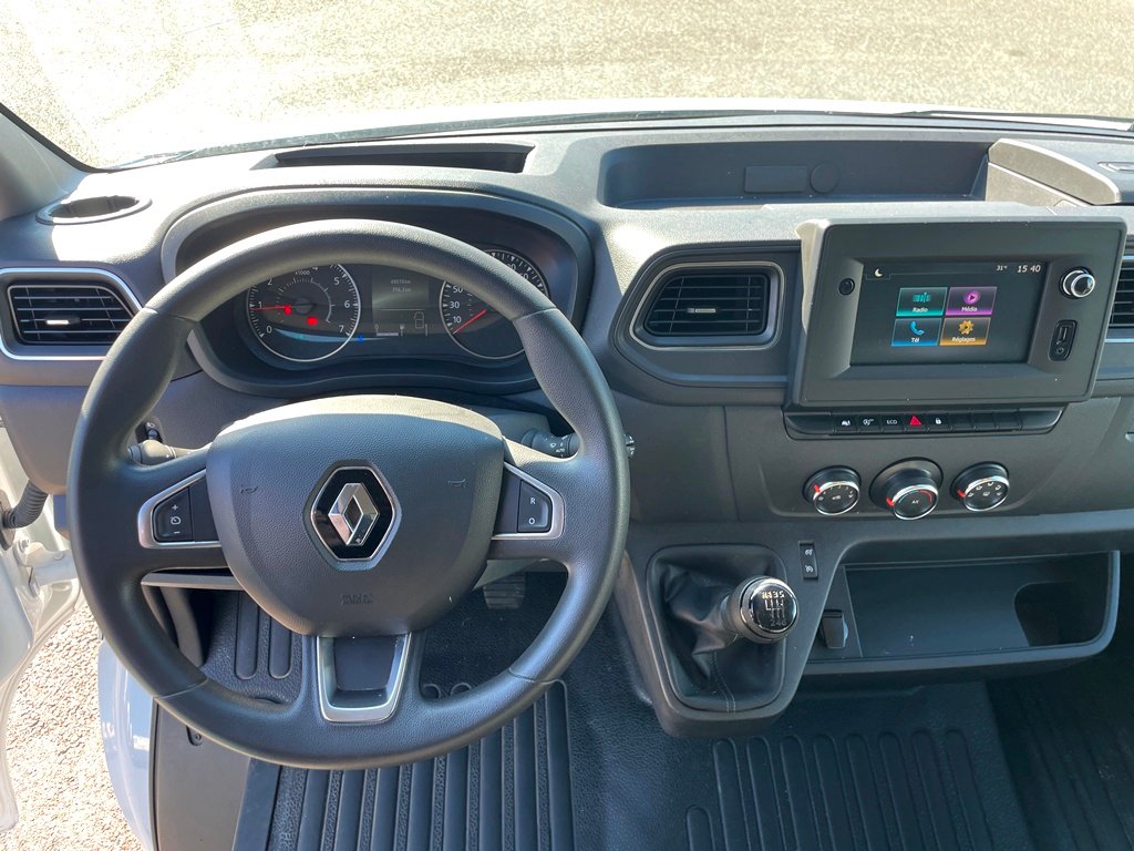 RENAULT MASTER FG F3300 L2H2 2.3 BLUE DCI 150CH CONFORT EURO6 - 2022 – Image 13
